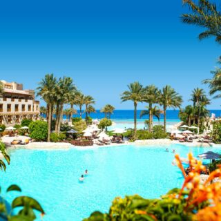 Hurghada Red Sea resort beach included in the 8 Day Cairo, Nile Cruise and Hurghada tour