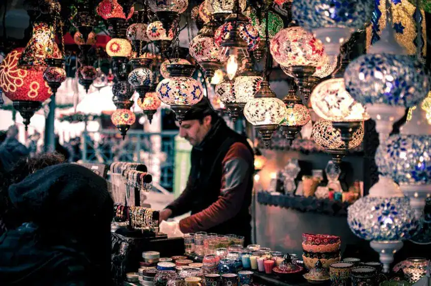 8 Day Cairo and Dahabiya Nile Cruise Best Market in Cairo