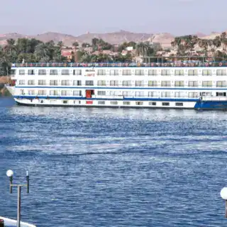 5 star Nile cruise from Aswan to Luxor