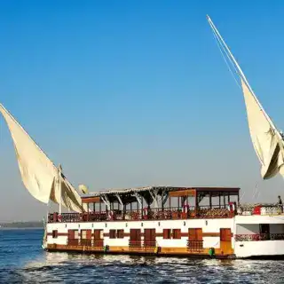 Dahabiya Judi sailing on the Nile